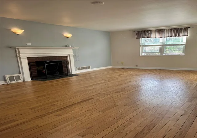 Photo 3 of Single family home for sale at 5360 Spring Valley Dr, Pittsburgh, PA 15236 | MLS# 1748466 | Listing updated on 2026-07-23