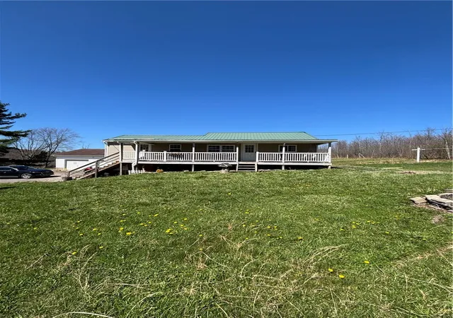 Homes for sale in Irwin Twp, PA | 2317 Clintonville Rd, Irwin Twp, PA 16038 | MLS# 1748457