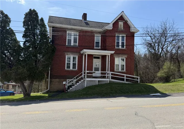 3rd image of 298-306 Park Ave, N Franklin Twp, PA 15301 | MLS# 1748505