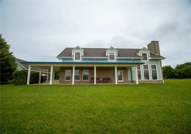 Photo 2 of Single family home for sale at 534 Anna Lois, Donegal, PA 15622 | MLS# 1748553 | Listing updated on 2026-10-05
