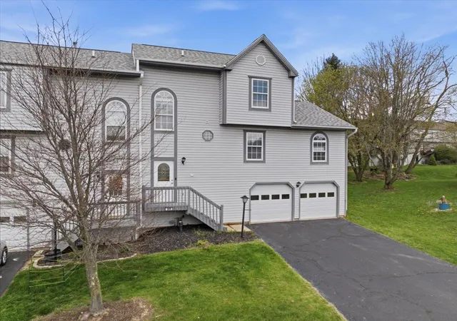 1st image of 1409 Lexington Dr, Cecil, PA 15055 | MLS# 1748664