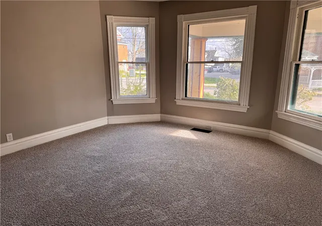 2nd image of 809 Linden St, Sharon, PA 16146 | MLS# 1748679