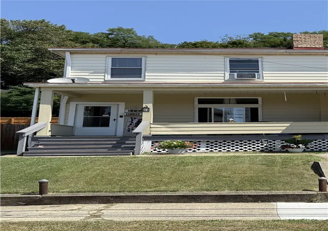Photo 2 of Single family home for sale at 114 Greydon Ave, Mc Kees Rocks, PA 15136 | MLS# 1748727 | Listing updated on 2026-04-16