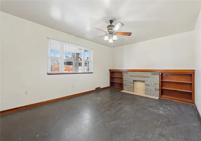 Photo 3 of Single family home for sale at 823 Fallowfield Ave, Charleroi, PA 15022 | MLS# 1747660 | Listing updated on 2026-07-23