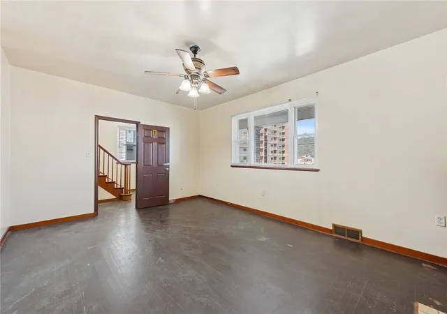 Photo 4 of Single family home for sale at 823 Fallowfield Ave, Charleroi, PA 15022 | MLS# 1747660 | Listing updated on 2026-07-23