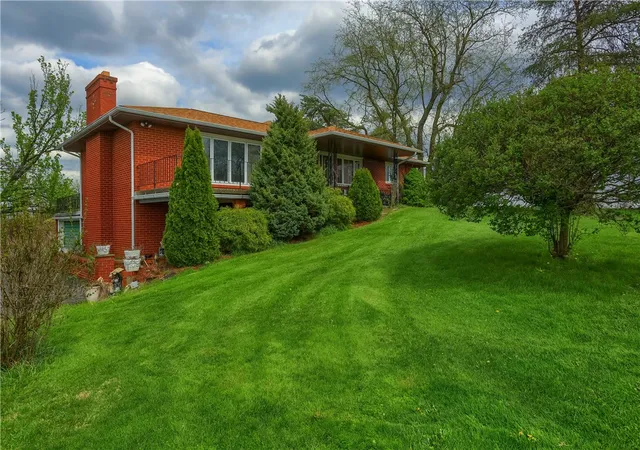 2nd image of 3092 Brodhead Road, Center Twp, PA 15001 | MLS# 1748561