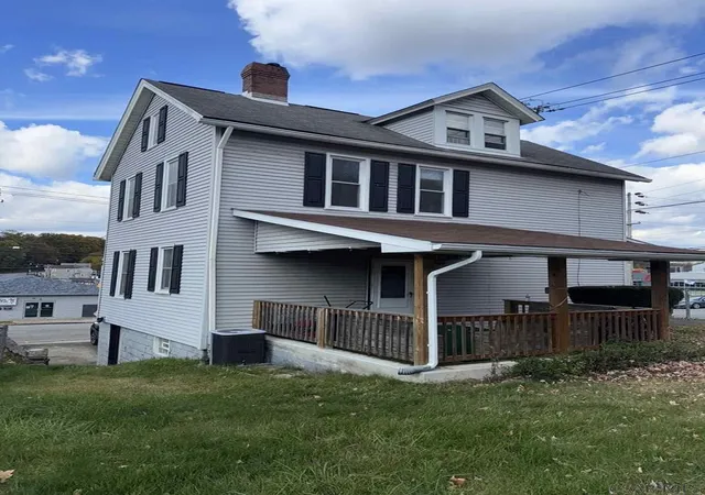 14th image of 910 Harrison Ave, Jeannette, PA 15644 | MLS# 1748819