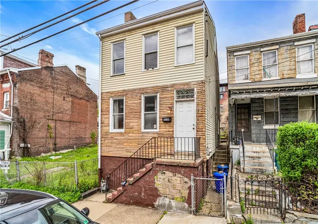 1st image of 516 Armandale St, Pittsburgh, PA 15212 | MLS# 1748164