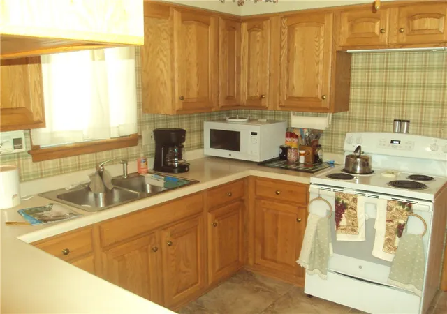 3rd image of 393 Rebecca St, Somerset Twp, PA 15501 | MLS# 1748926