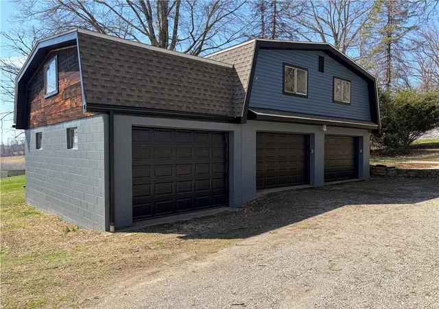 2nd image of 345 Garvin Rd, Finleyville, PA 15332 | MLS# 1749013
