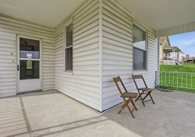 3rd image of 108 2Nd Avenue, New Eagle, PA 15067 | MLS# 1748597