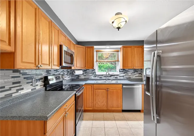 2nd image of 6378 Churchill Rd, Bethel Park, PA 15102 | MLS# 1748964
