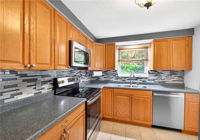 Photo 3 of Sale Pending at 6378 Churchill Rd, Bethel Park, PA 15102 | MLS# 1748964 | Listing updated on 2026-07-31
