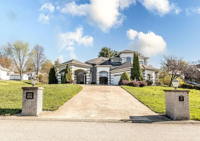Single family home for sale at 87 Farmview Dr, Uniontown, PA 15401 | MLS# 1749072 | Listing updated on 2026-04-17