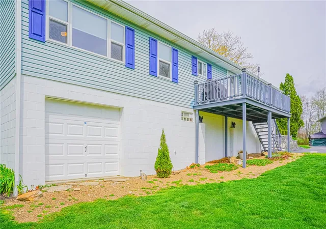 Photo 4 of Manufactured home for sale at 501 Avon St, Union Twp, PA 16101 | MLS# 1749130 | Listing updated on 2026-07-22
