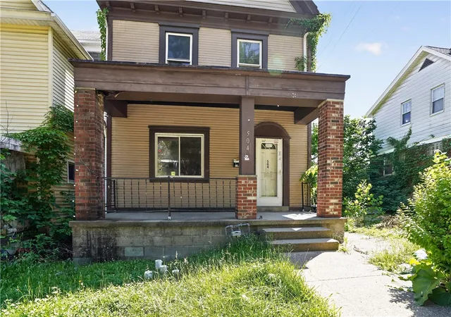 Homes for sale in Crafton Heights, PA | 504 Stratmore St, Crafton Heights, PA 15205 | MLS# 1749041