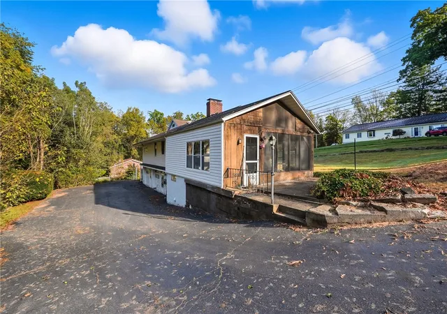 image of 6453 Old Pulaski Rd, Pulaski Twp, PA 16142 | MLS# 1749149