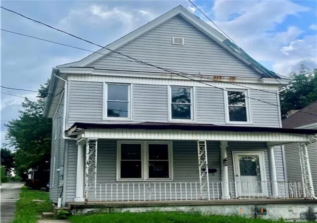 Homes for sale in Jeannette, PA | 5 Hacker Ave, Jeannette, PA 15644 | MLS# 1749194