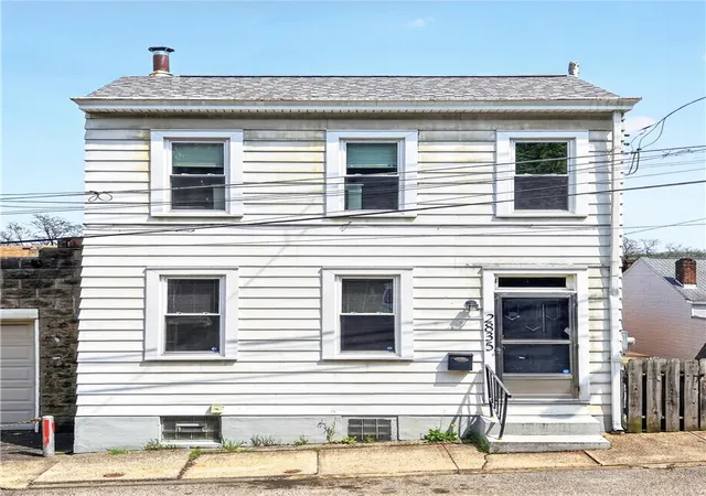 2nd image of 2835 Edwards Way, South Side, PA 15203 | MLS# 1749036