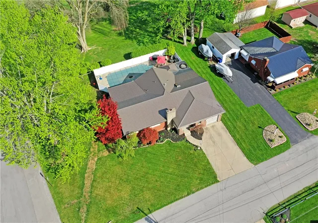 Photo 4 of Single family home for sale at 1001 Grant St, Monaca, PA 15061 | MLS# 1749280 | Listing updated on 2026-05-28