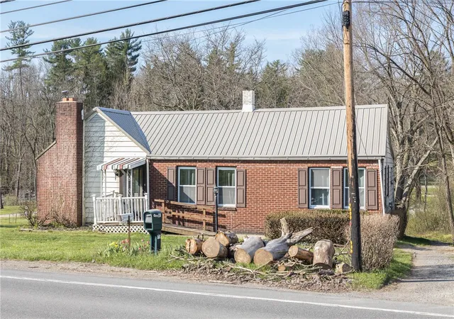 3rd image of 1971 Henderson Ave, Chartiers, PA 15301 | MLS# 1749330