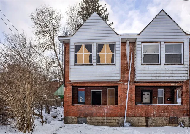 Photo 3 of Single family home for sale at 1842 Montier St, Wilkinsburg, PA 15221 | MLS# 1749164 | Listing updated on 2026-04-20