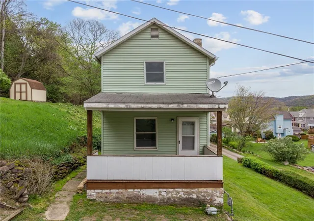Homes for sale in East Vandergrift, PA | 312 Harrison Ave, East Vandergrift, PA 15629 | MLS# 1749331