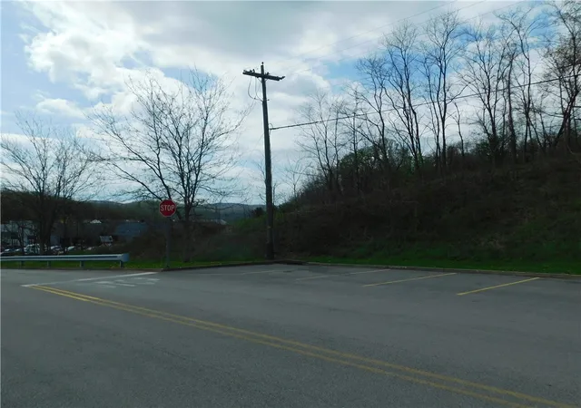 Photo 4 of House for sale at - Morrell Ave, Dunbar Twp, PA 15425 | MLS# 1749245 | Listing updated on 2026-04-21