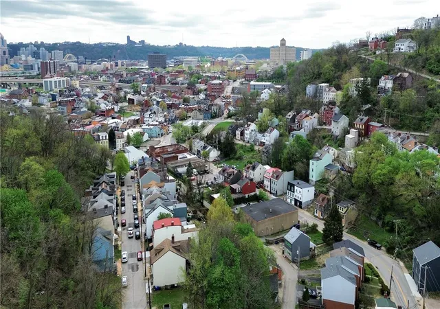 39th image of 1102 Spring Garden Ave, Pittsburgh, PA 15212 | MLS# 1748185