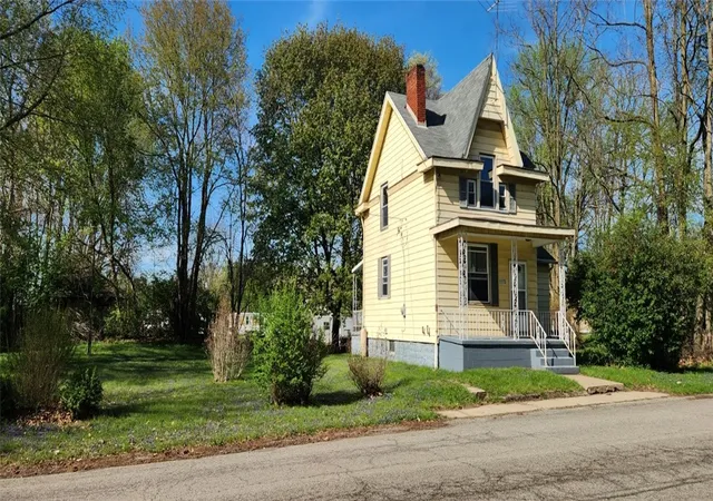 2nd image of 1173 11th Street, Taylor Twp, PA 16160 | MLS# 1749429