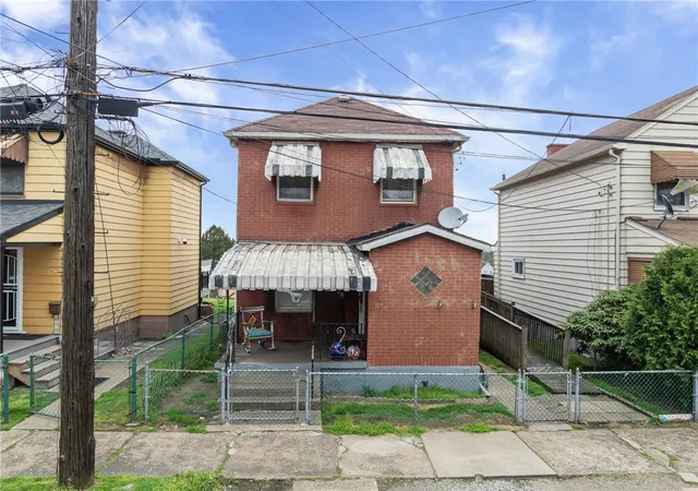Photo 1 of Single family home for sale at 1507 Grant St, N Braddock, PA 15104 | MLS# 1749428 | Listing updated on 2026-07-13