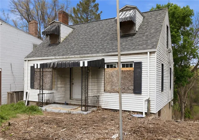 3rd image of 5165 Schenley Ave, Garfield, PA 15224 | MLS# 1749466