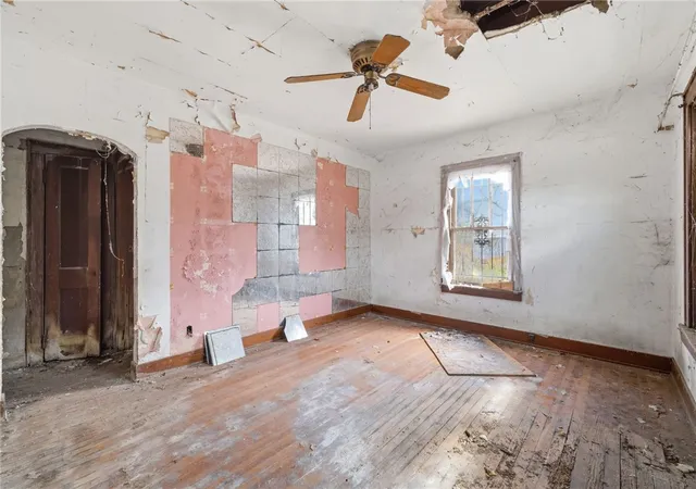 4th image of 5165 Schenley Ave, Garfield, PA 15224 | MLS# 1749466