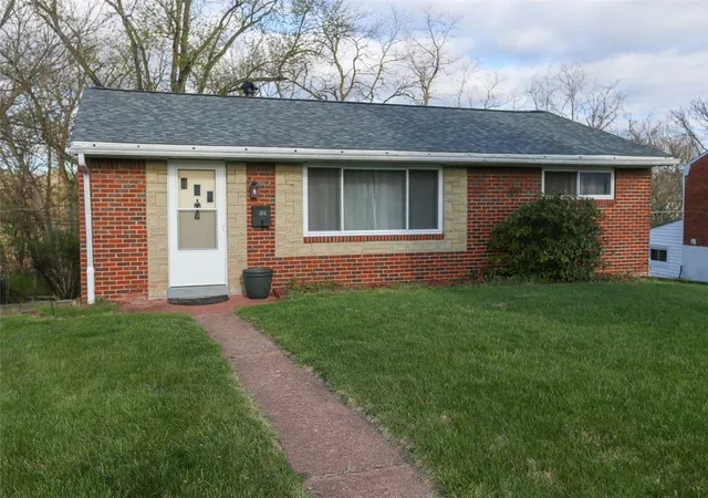 Homes for sale in West Mifflin, PA | 304 Millport Rd, West Mifflin, PA 15122 | MLS# 1749507