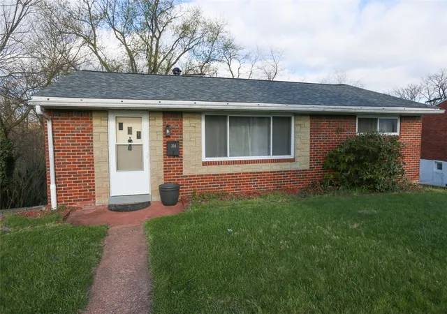Homes for sale in West Mifflin, PA | 304 Millport Rd, West Mifflin, PA 15122 | MLS# 1749507