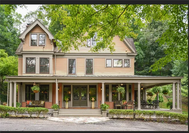 1st image of 809 Blackburn Rd, Sewickley Heights, PA 15143 | MLS# 1749456