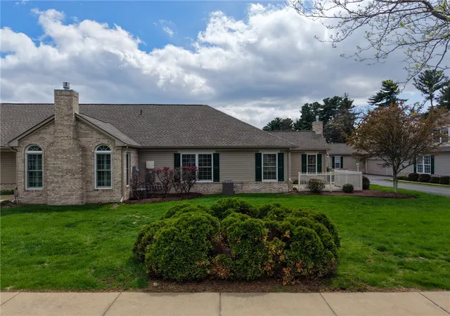 3rd image of 2072 Winchester Ct, Connoquenessing Twp, PA 16053 | MLS# 1749758
