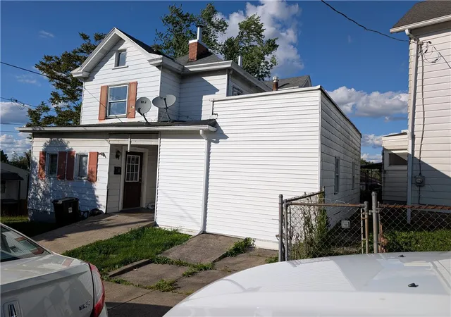 Photo 1 of Single family home for sale at 130 May, City Of Washington, PA 15301 | MLS# 1749731 | Listing updated on 2026-10-07