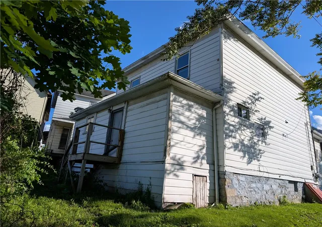Photo 2 of Single family home for sale at 130 May, City Of Washington, PA 15301 | MLS# 1749731 | Listing updated on 2026-10-07