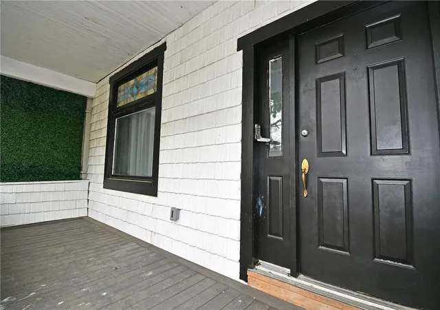 Homes for sale in Sheraden, PA | 3206 Motor St, Sheraden, PA 15204 | MLS# 1749715