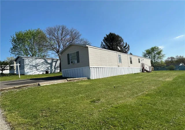1st image of 137 Brook Lane, Middlesex Twp, PA 16059 | MLS# 1749851
