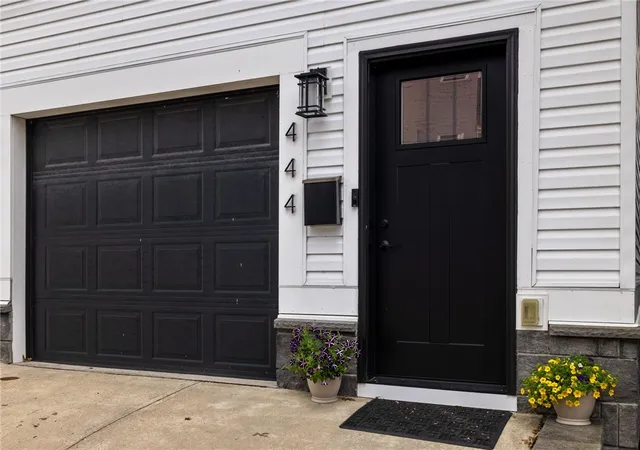 Photo 2 of Townhouse for sale at 444 52nd Street, Lawrenceville, PA 15201 | MLS# 1749617 | Listing updated on 2026-08-04