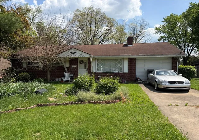 Photo 1 of Single family home for sale at 307 Aqua Ct, Mc Keesport, PA 15135 | MLS# 1750034 | Listing updated on 2026-06-03