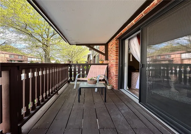 Homes for sale in Ross Twp, PA | 429 Allenberry Dr, Ross Twp, PA 15237 | MLS# 1750050