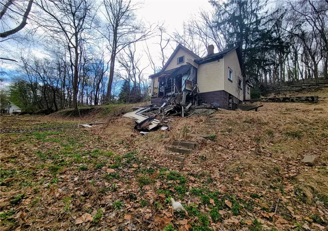 2nd image of 3867 Leslie Ave, Allison Park, PA 15101 | MLS# 1750059