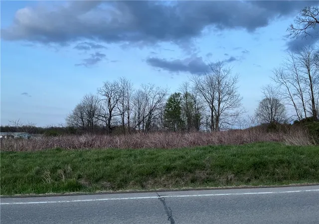 2nd image of 1748 Mercer Rd, Fredonia, PA 16124 | MLS# 1749977