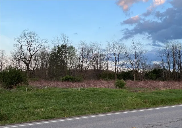 Photo 3 of Sale Pending at 1748 Mercer Rd, Fredonia, PA 16124 | MLS# 1749977 | Listing updated on 2026-07-13