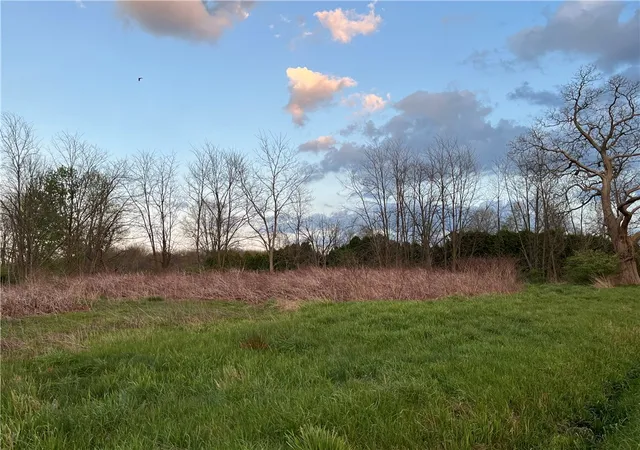 4th image of 1748 Mercer Rd, Fredonia, PA 16124 | MLS# 1749977