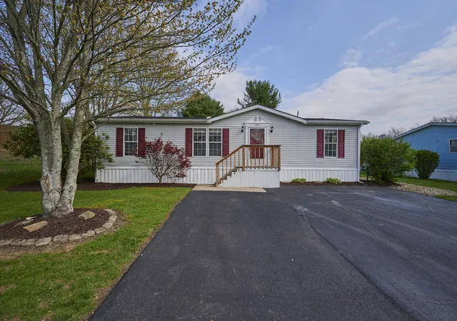 Photo 1 of Sale Pending at 101 Joseph Ln, Mc Donald, PA 15057 | MLS# 1750163 | Listing updated on 2026-07-31