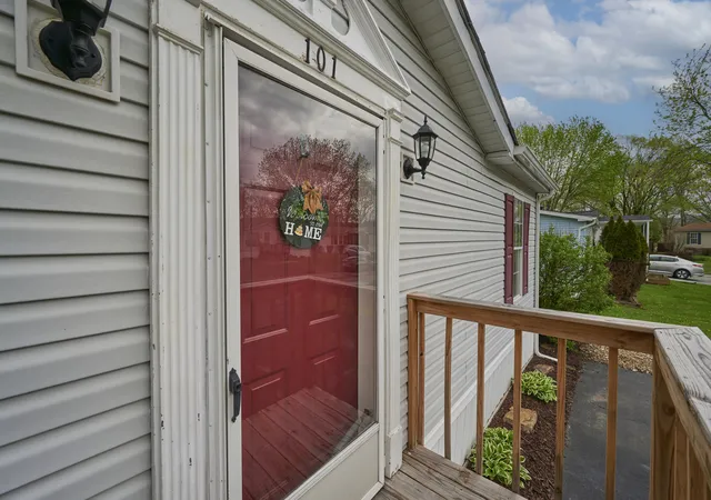 Photo 3 of Sale Pending at 101 Joseph Ln, Mc Donald, PA 15057 | MLS# 1750163 | Listing updated on 2026-07-31